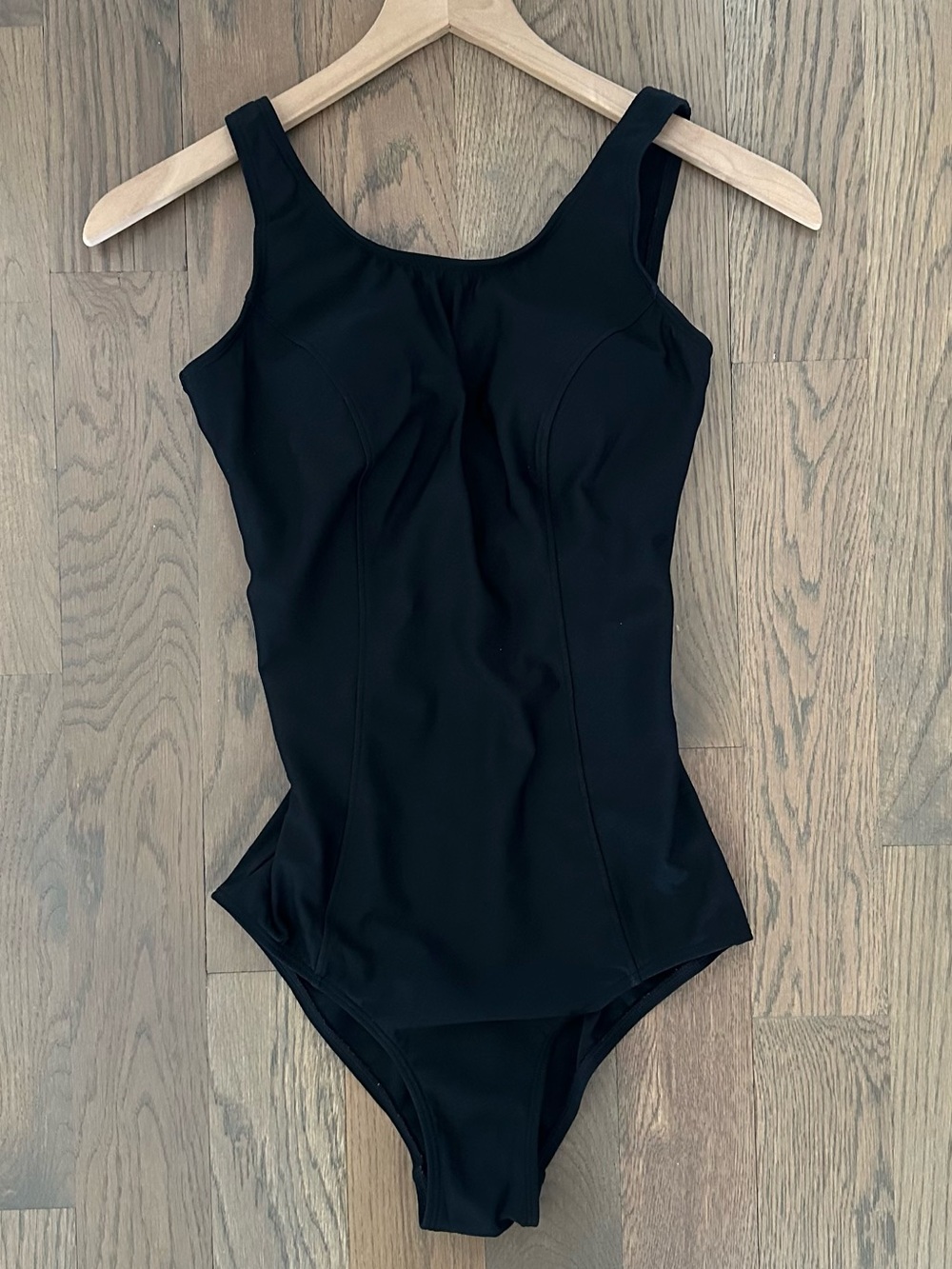 AMOENA Rhodes Pocketed One-Piece Swimsuit in Black Size 8 C
